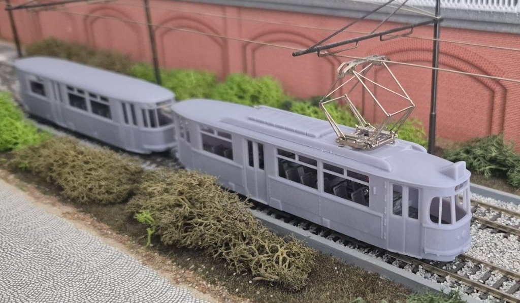 Mein Zug im derzeitigen Zustand wartet auf die Lackierung.